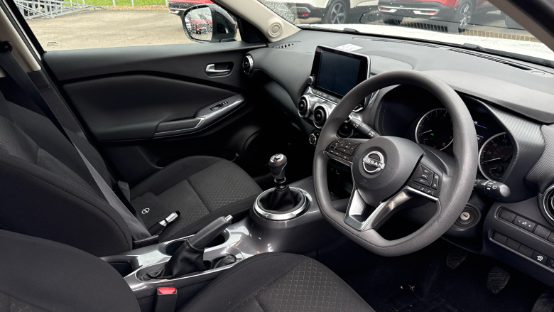 Nissan Juke 1.0 DiG-T 114 Acenta 5dr Petrol Hatchback